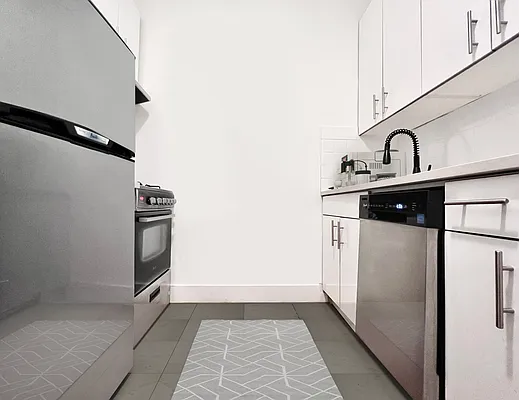 Rented by Voro NYC | media 4