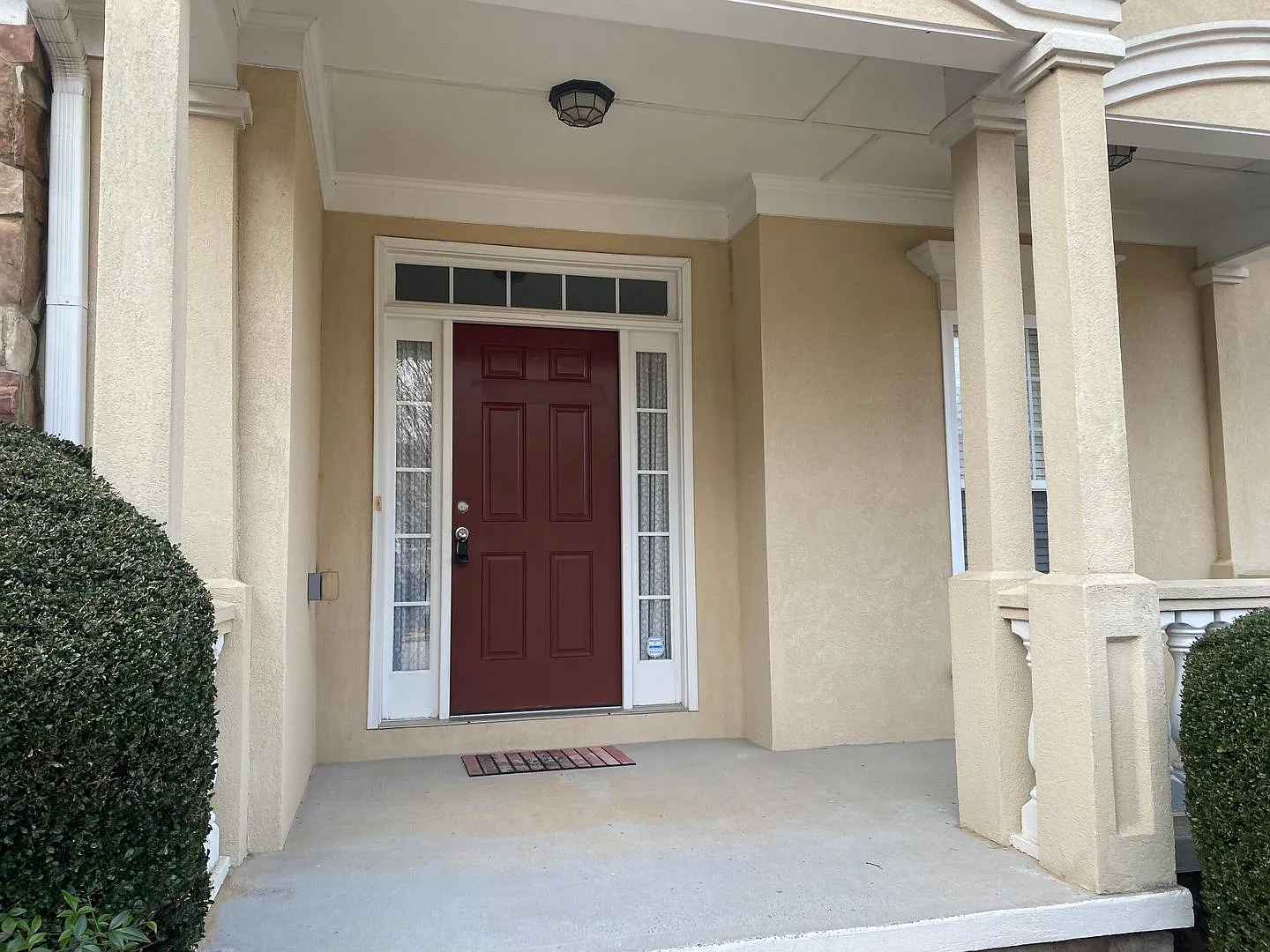 Beautiful 4 bedroom, 2.5 bathroom home In the desirable Avery Park Community in Newnan! Must See! — Photo 2