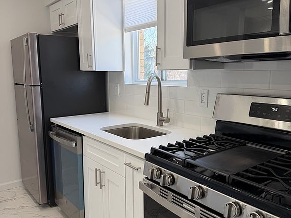 3rd image of 12 Central Dr APT 1