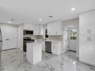 5 Georgian Blvd, Jackson, NJ 08527