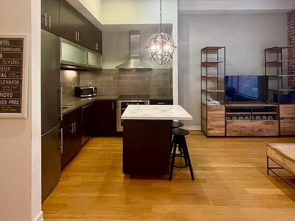 2nd image of 16 Jessie St APT 210