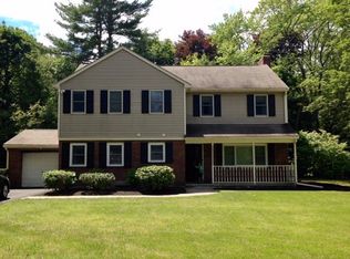 794 Lowell St, Lynnfield, MA 01940