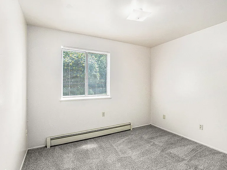 Concord Place Apartments — Photo 24