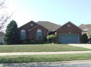 5101 Hunters Point Cir, Louisville, KY 40216