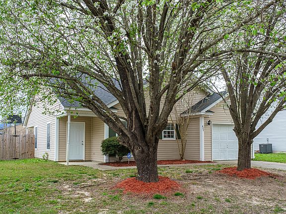 2nd image of 427 Courtland Dr