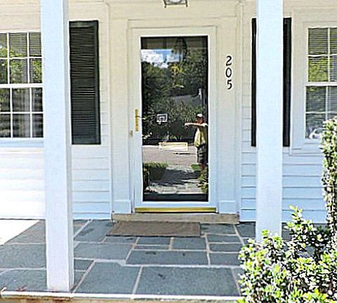 2nd image of 205 Brandon Ct