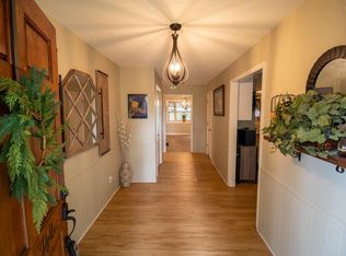 125 Robin Forest Dr, West Columbia, SC 29170