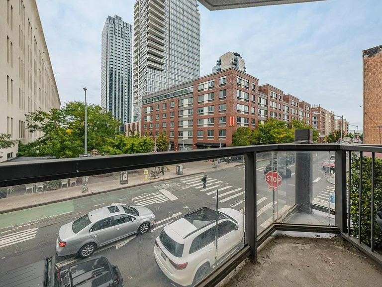 40 N 4th St #2B — Photo 8