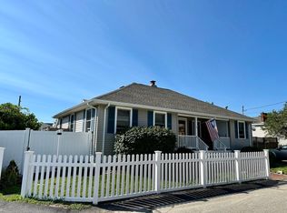 6 Adams St, Hull, MA 02045