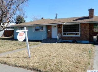 2103 N 19th Ave, Pasco, WA 99301