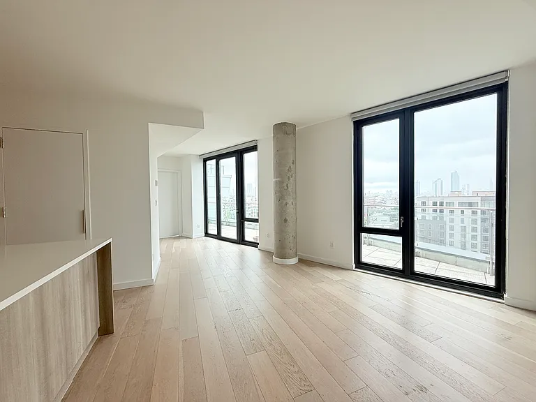 491 Keap St #10G — Photo 2