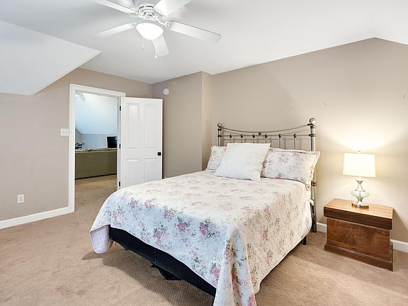 23rd image of 1095 Culbreath Rd