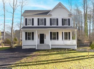 298 Cove Dr, Lusby, MD 20657