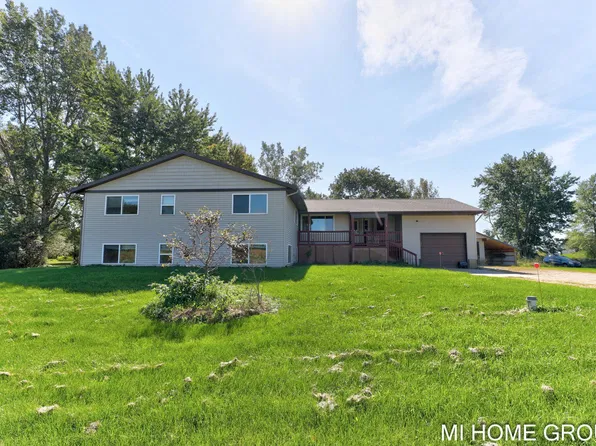 11774 Tyler St, Holland, MI 49424