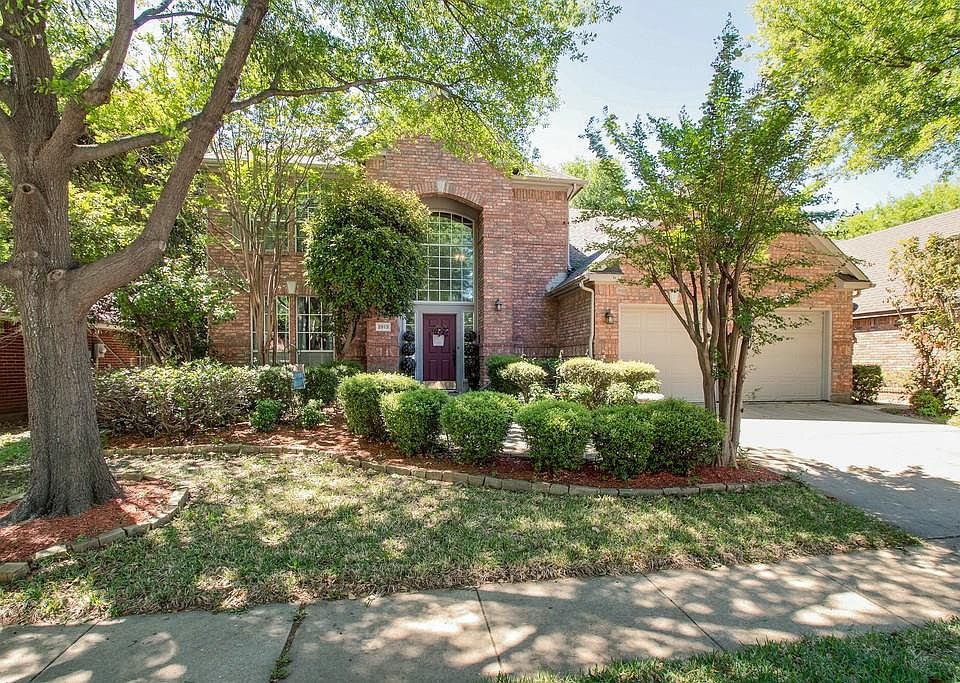 1st image of 2813 Lakehollow Ln