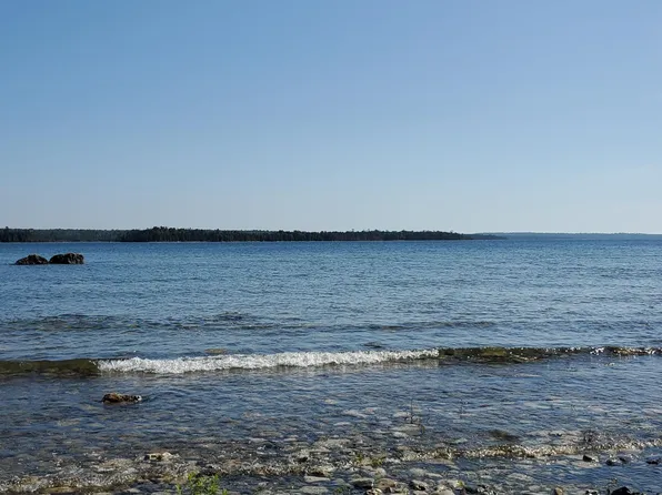 1337 S Palmerlee Rd, Cedarville, MI 49719