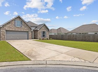 218 Hunters Hill Dr, Duson, LA 70529