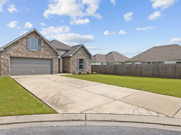 218 Hunters Hill Dr, Duson, LA 70529