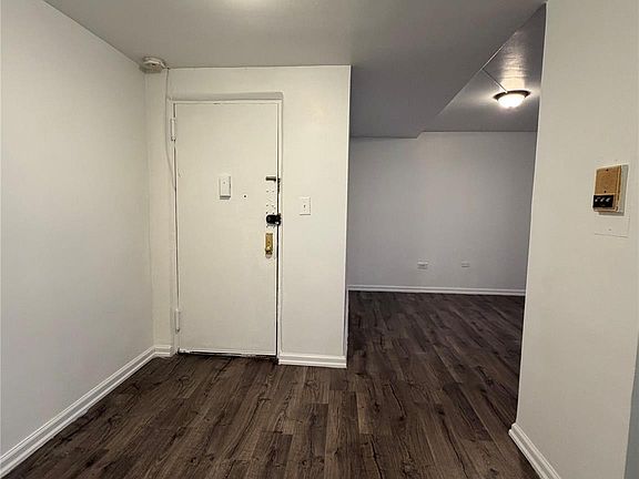 3rd image of 92-29 Lamont Avenue #1B
