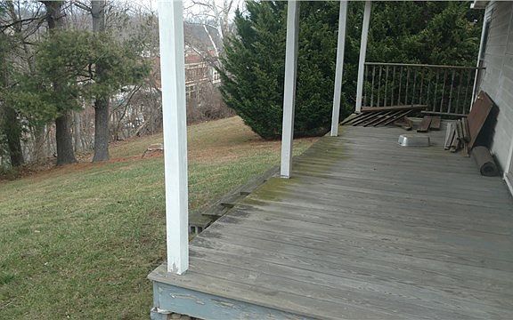 2nd image of 1317 Pickett St