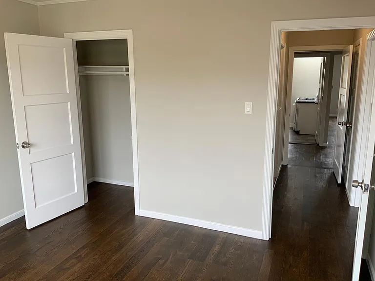 2929 Irving St — Photo 12