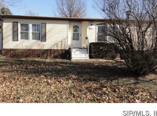 117 Heidi Dr, Swansea, IL 62226