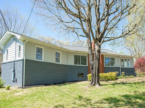 5th image of 2417 Woodrow Dr