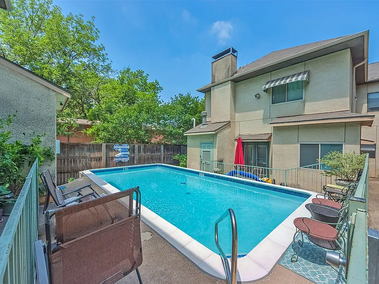5701 Gaston Ave #8 — Photo 6