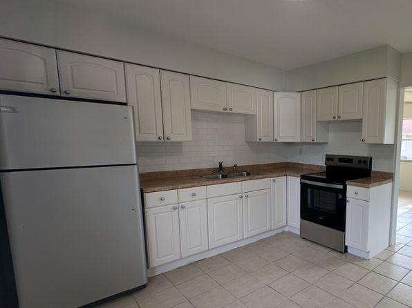 2237 Harding St #2