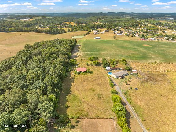 2nd image of 781 Glenlock Rd