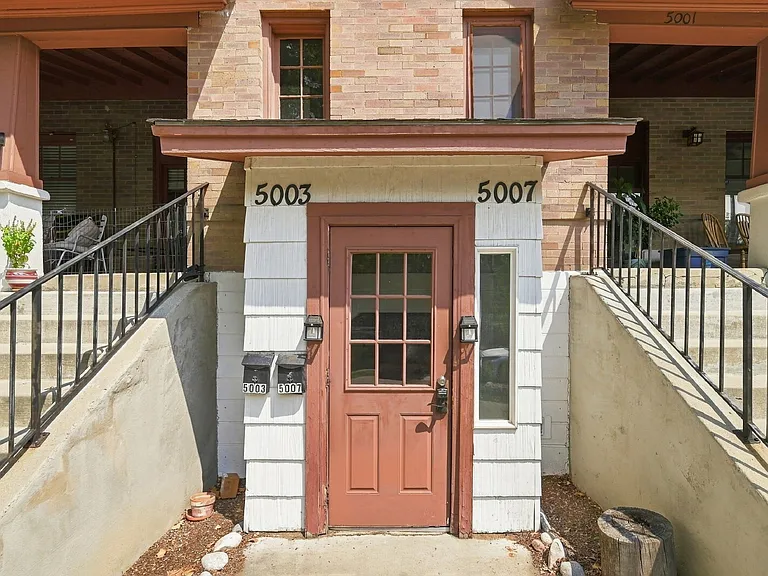 5007 W 30th Ave — Photo 2