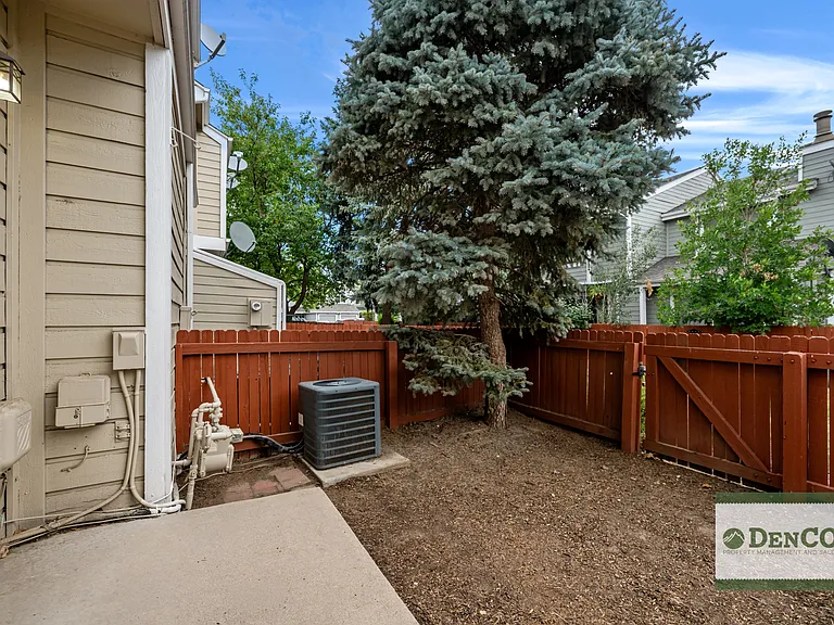 7476 E Arkansas Ave #207 — Photo 21