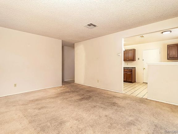 5th image of 234 Coolwater Dr