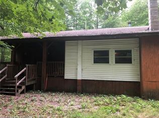 237 Pleasant Hill Rd, Hollis Center, ME 04042