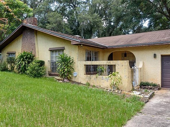 3rd image of 3623 Leota Dr