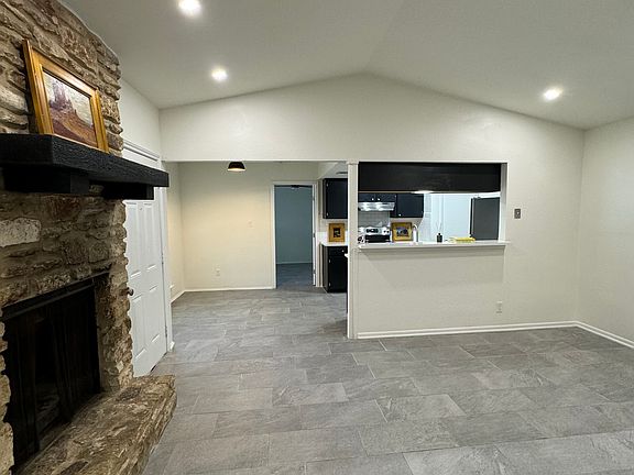 2nd image of 1220 Tartan Ln #B