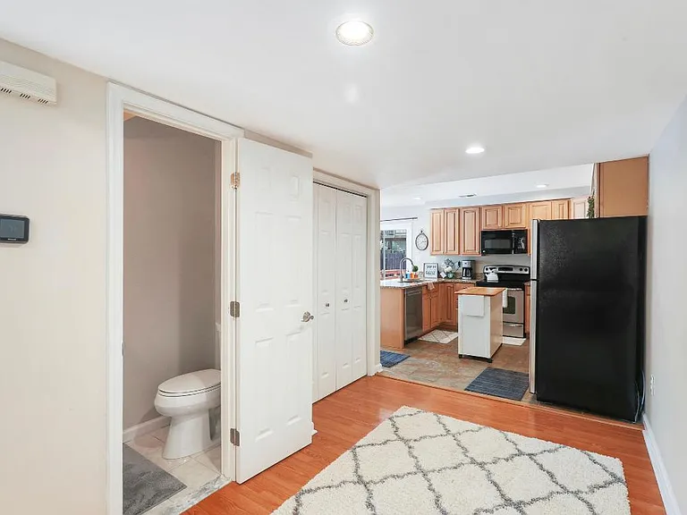 15570 Traverser Ct — Photo 4