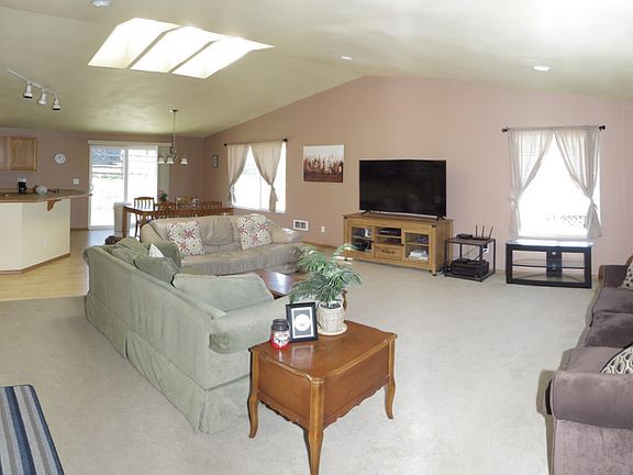 4th image of 2526 W 16th2526