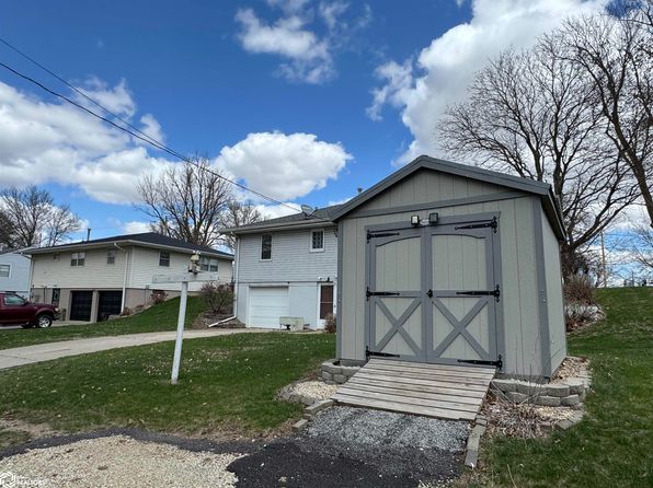 107 Knutsen St, Exira, IA 50076