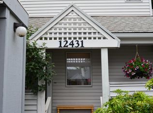 12431 SE Caruthers St, Portland, OR 97233