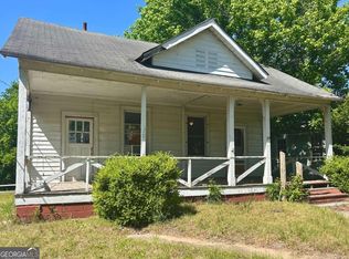 39 N Broad St, Porterdale, GA 30014