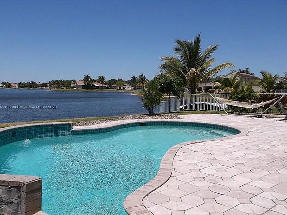 3rd image of 2374 NW 184th Ter