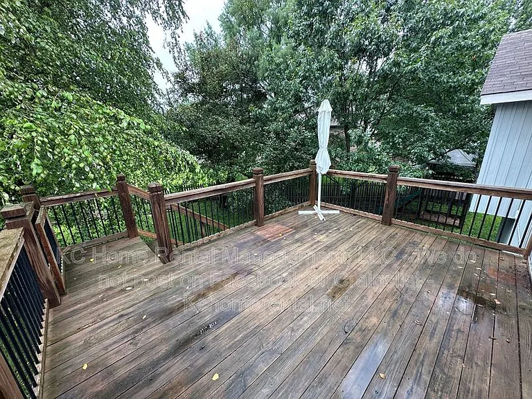 1224 SE Princeton Dr — Photo 41