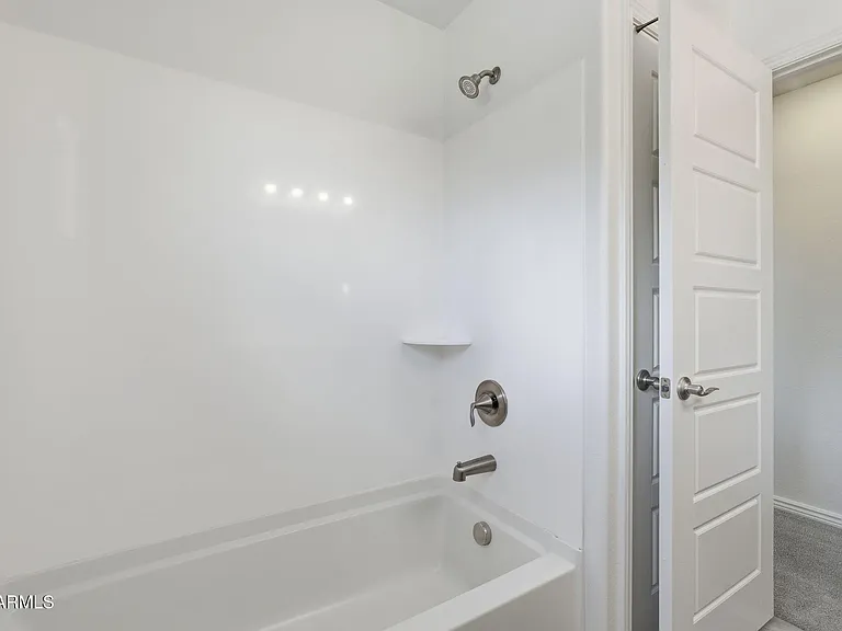 464 N Ranger Trl — Photo 33