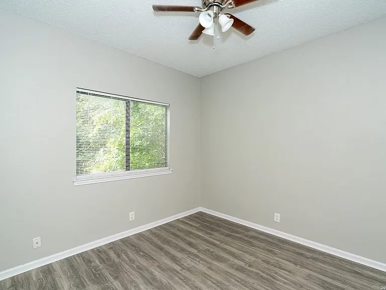2826 Village Pkwy — Photo 16
