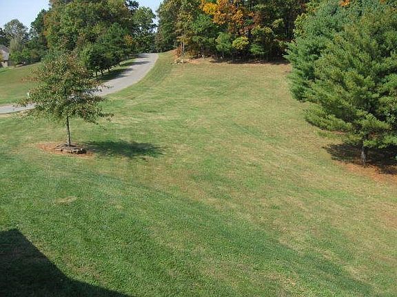 3rd image of 350 Willow Bend Dr