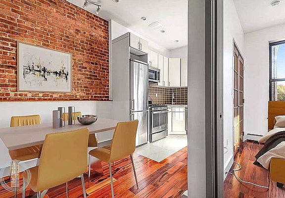 3rd image of 100 Edgecombe Ave