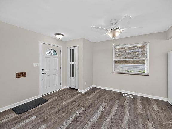 5th image of 518 Rentz Pl