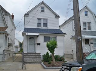 13029 120th St, South Ozone Park, NY 11420