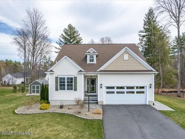 33 Burnham Road, Wilton, NY 12831